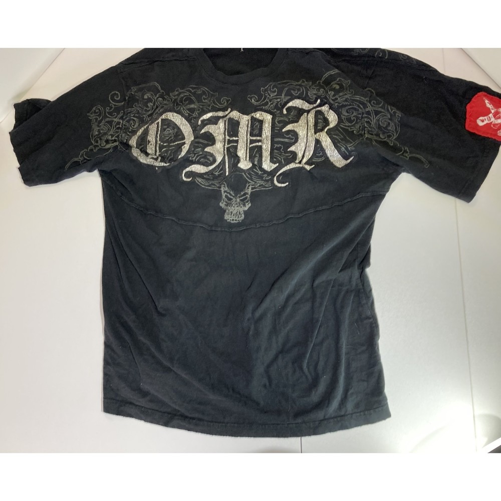 One More Round - Black & Silver All-Over Skull Graphic T-Shirt SIZE Large OMR